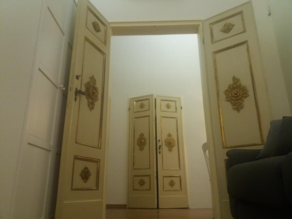 First Of Флоренция Экстерьер фото